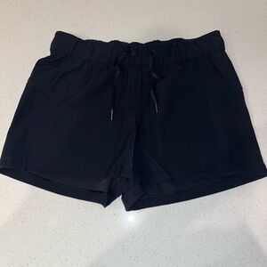 Lululemon On the Fly shorts